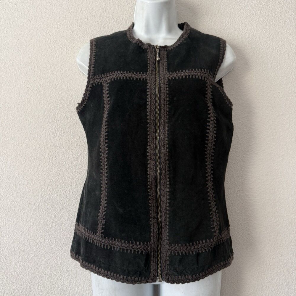 Cabelas Vintage Black Suede Leather Vest Crochet Trim Women’s Small Boho Western